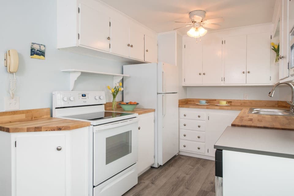 Upstairs kitchen
