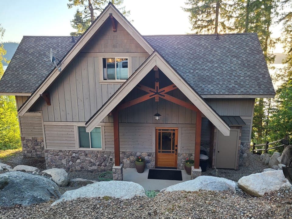 Front Entrance from driveway side