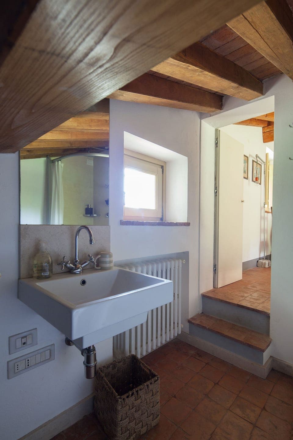 3fb2c300-caa8-4c9a-b728-9f916d6d47cf