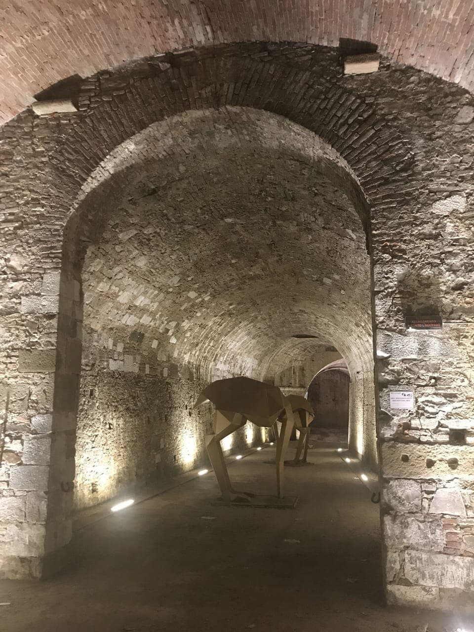 SOTTO LE MURA DI LUCCA
