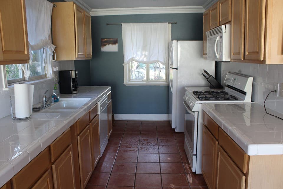 Captains fully functional kitchen