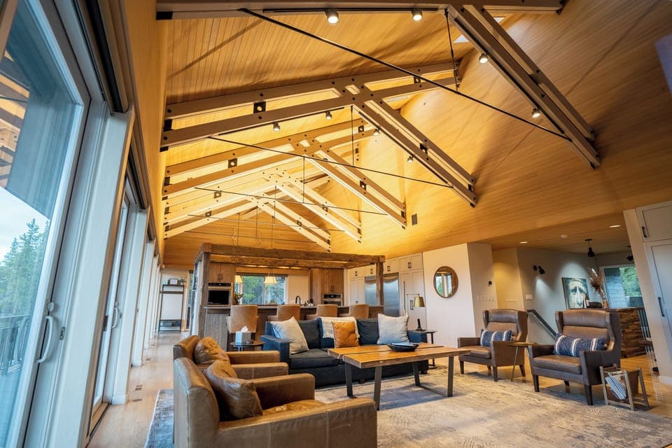 25 foot ceilings in the living room
