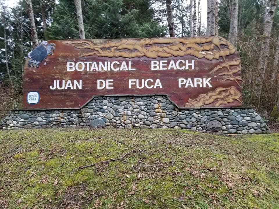 Entry to park - a 5 minute drive from the cottage