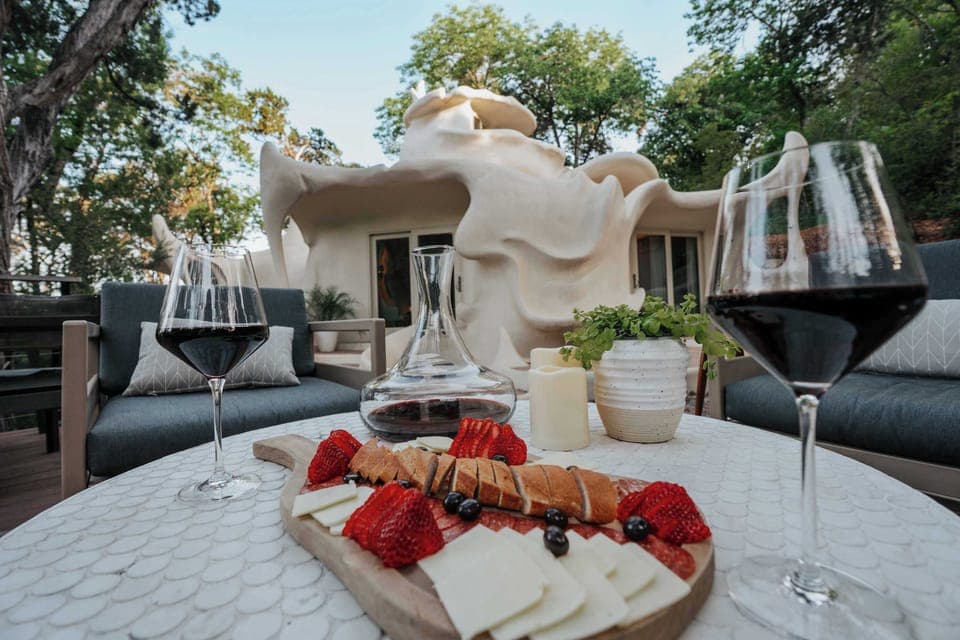 Set the mood without leaving the property. A night straight out of a fairytale
