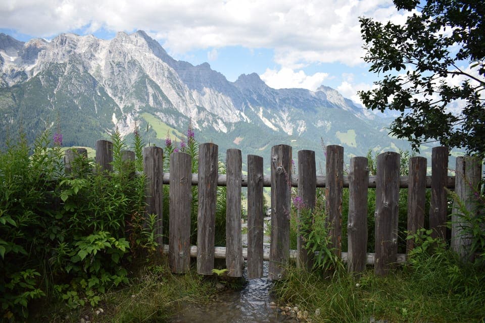 Mid Station at berg de Sinne