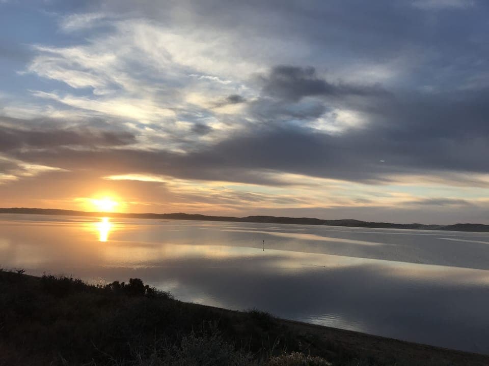 1.5 blocks away. Stunning views daily. 4 min stroll. Unedited photos.