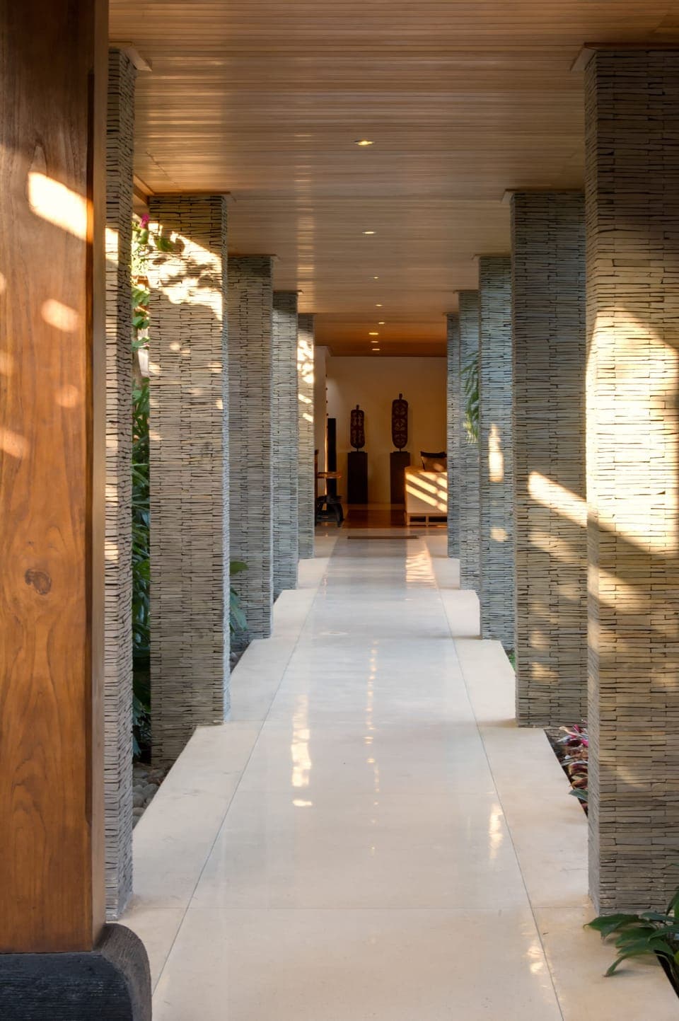 Spacious 9BR villa by the beach Seminyak