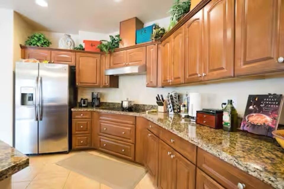 Gourmet Kitchen: Whip up culinary delights in this spacious, stylish kitchen