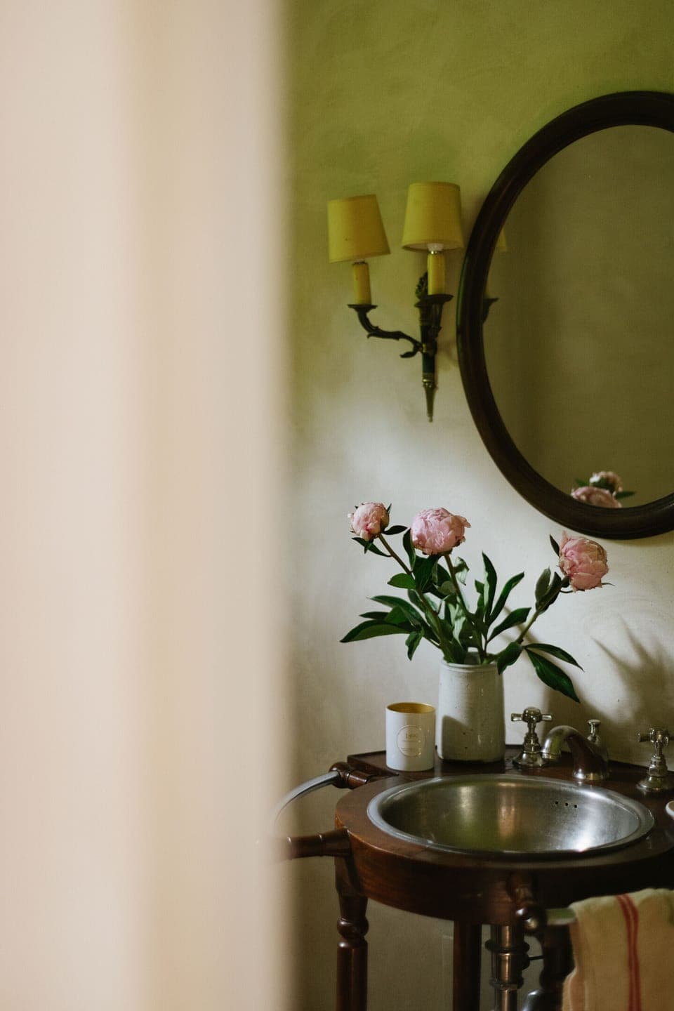 Details from the powder room