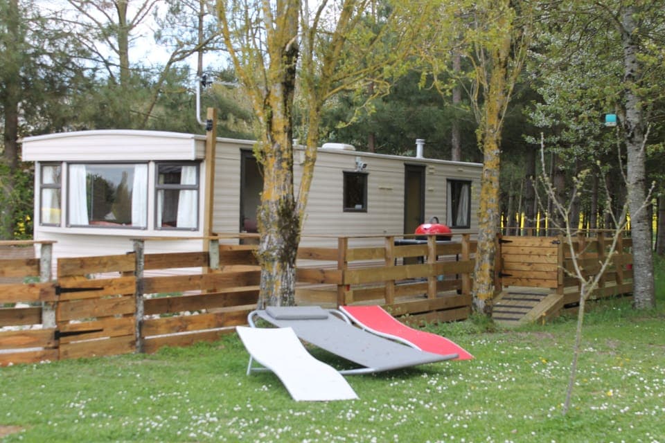 La Rocaille with it's own parking