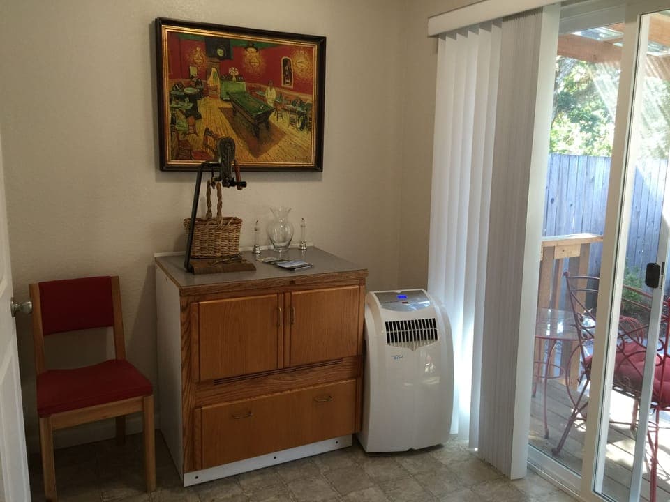 Kitchen portable ac unit