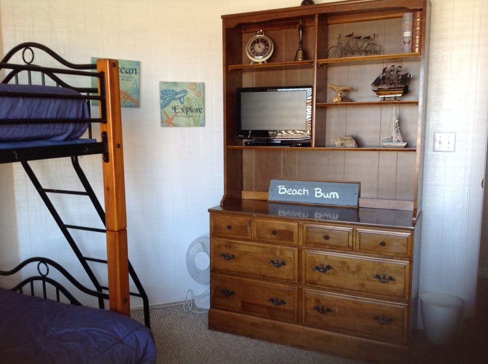 Third bedroom 