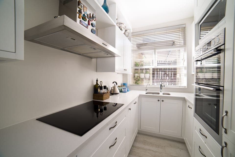 Kitchen with integrated appliances