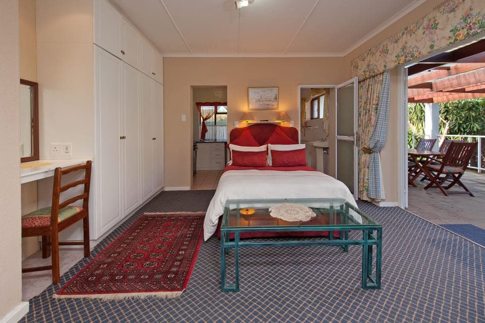 Bedroom 2 - Kingsize bed