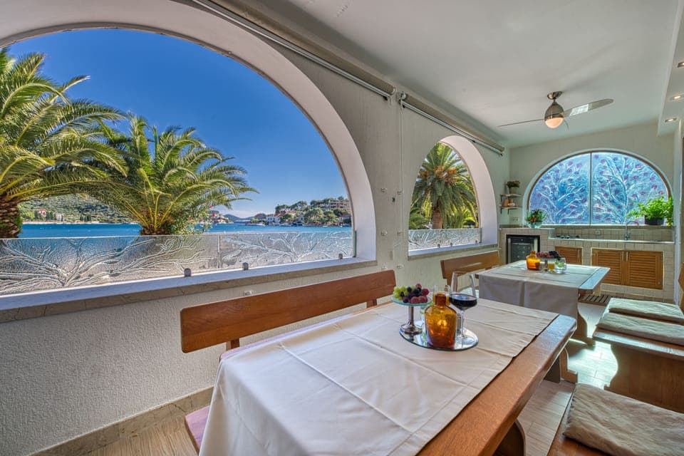 terrace on the groundfloor