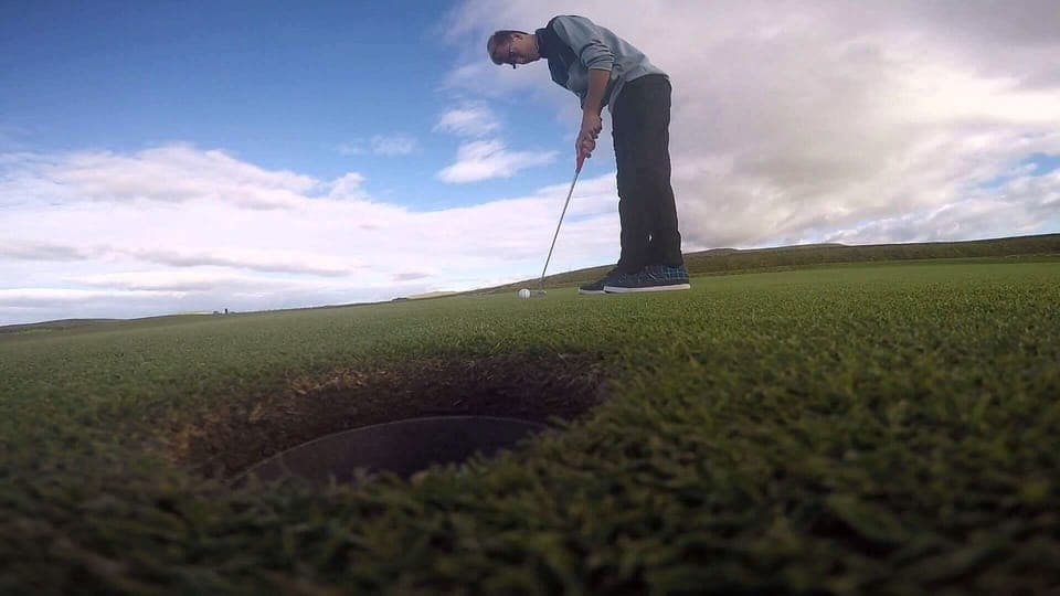 Hole in one! Brunston Gold within walking distance!