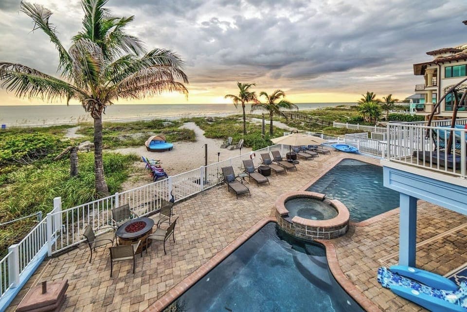 Ocean Front with 180 degree views inside the home of the ocean