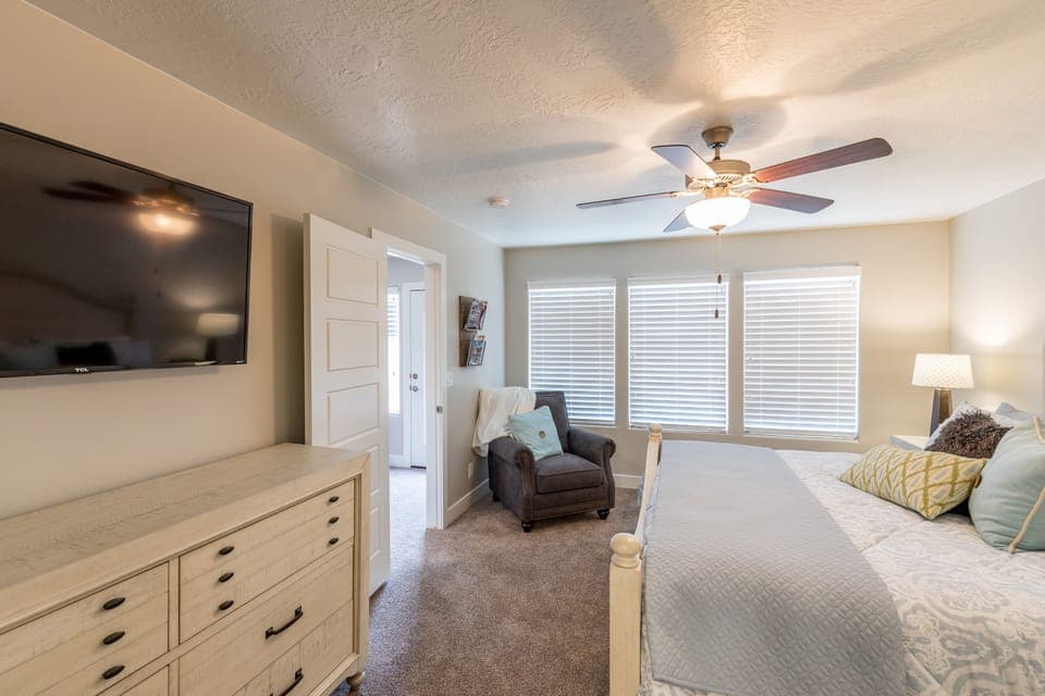 Bedroom 4 View - Side view of bedroom 4 with King bed.