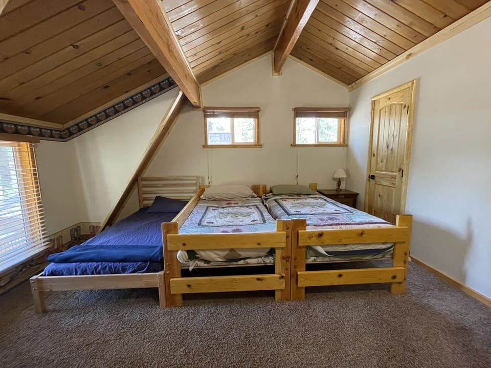 Second upstairs bedroom