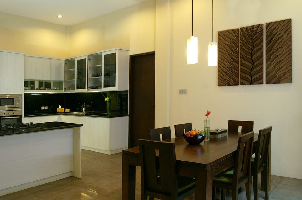 3 Bedrooms Villa Canggu Near Echo Beach