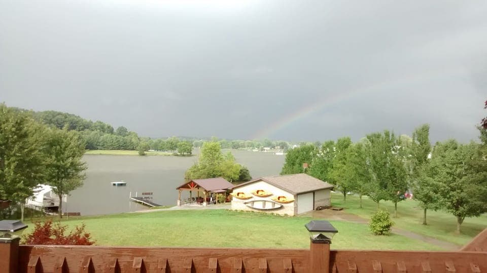 Afternoon view from the deck...postcard-perfect !