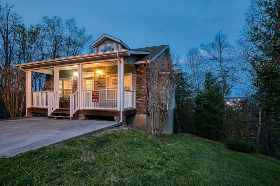 Pigeon Forge Chalet - Sunset Passion
