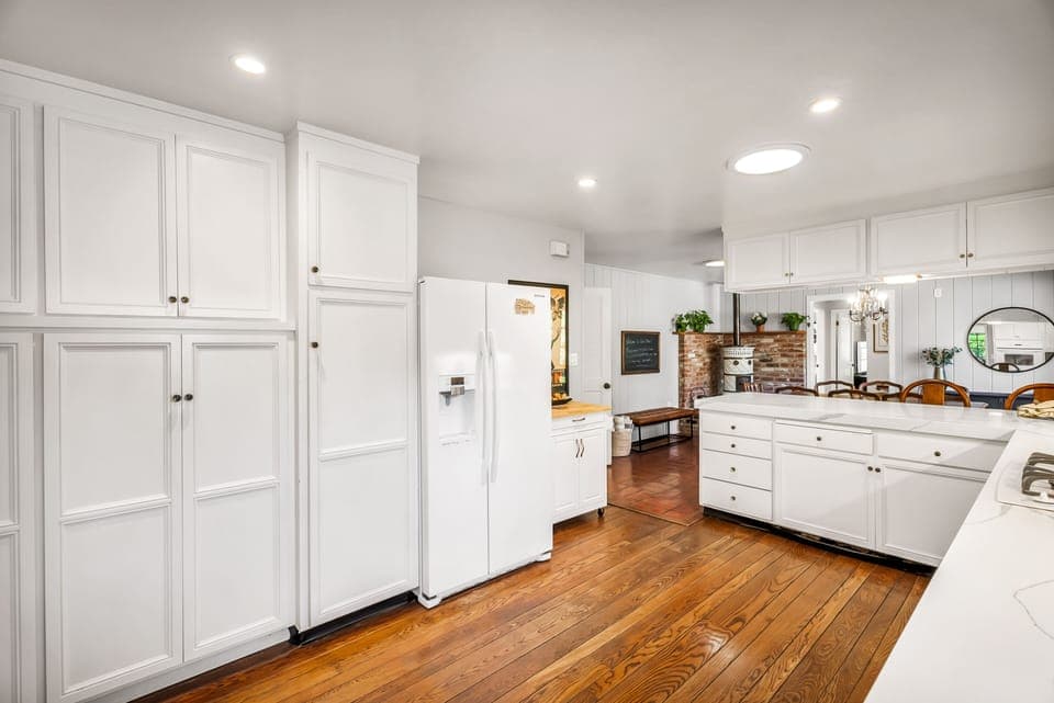 Kitchen | Drip Coffee Maker | Trash Bags & Paper Towels