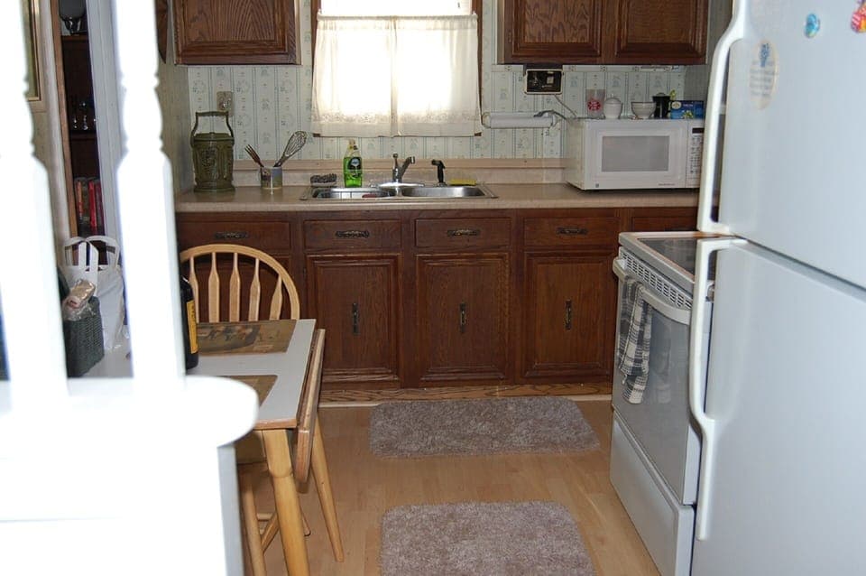 Eat in kitchen