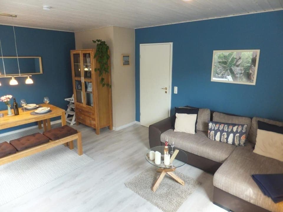 Living area. Picture 2