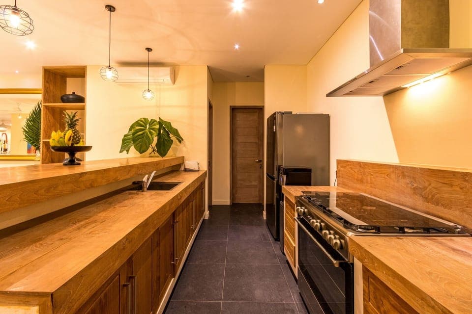 Exclusive Luxury 5 Bed Villa, Jimbaran"