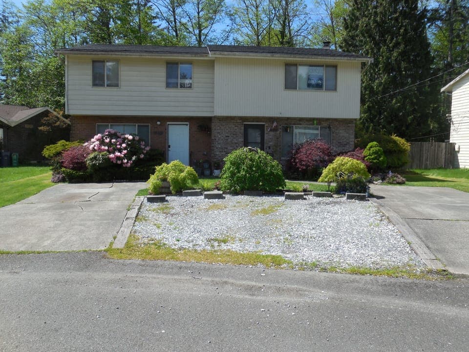 The duplex
""BabyQuip" rentals available for your babies needs.