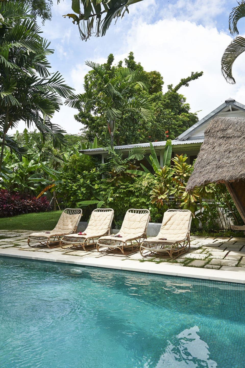 White House (3 Br/Beach/Pool)