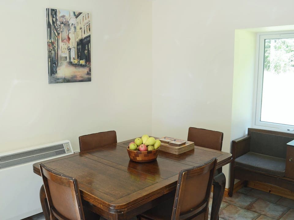 Generous sized dining area | Old Midoxgate Farmhouse, Midoxgate, near Tain