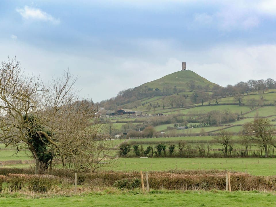Surrounding area | Applebarn - Applebarn Holidays, West Pennard, near Glastonbury