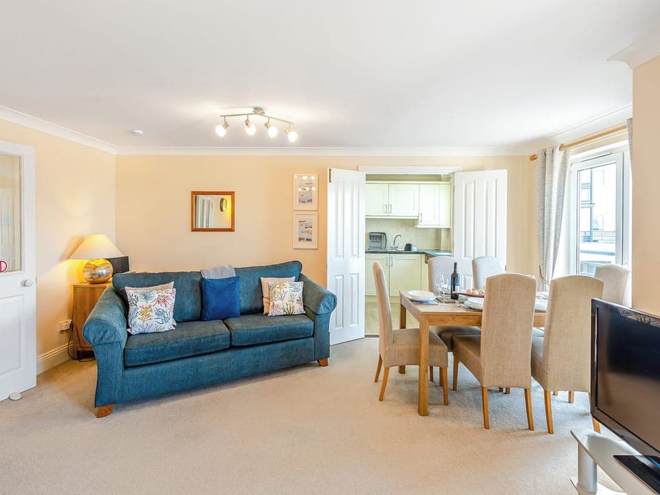 Open plan living space | 56 Moorings Reach - Moorings Reach, Brixham