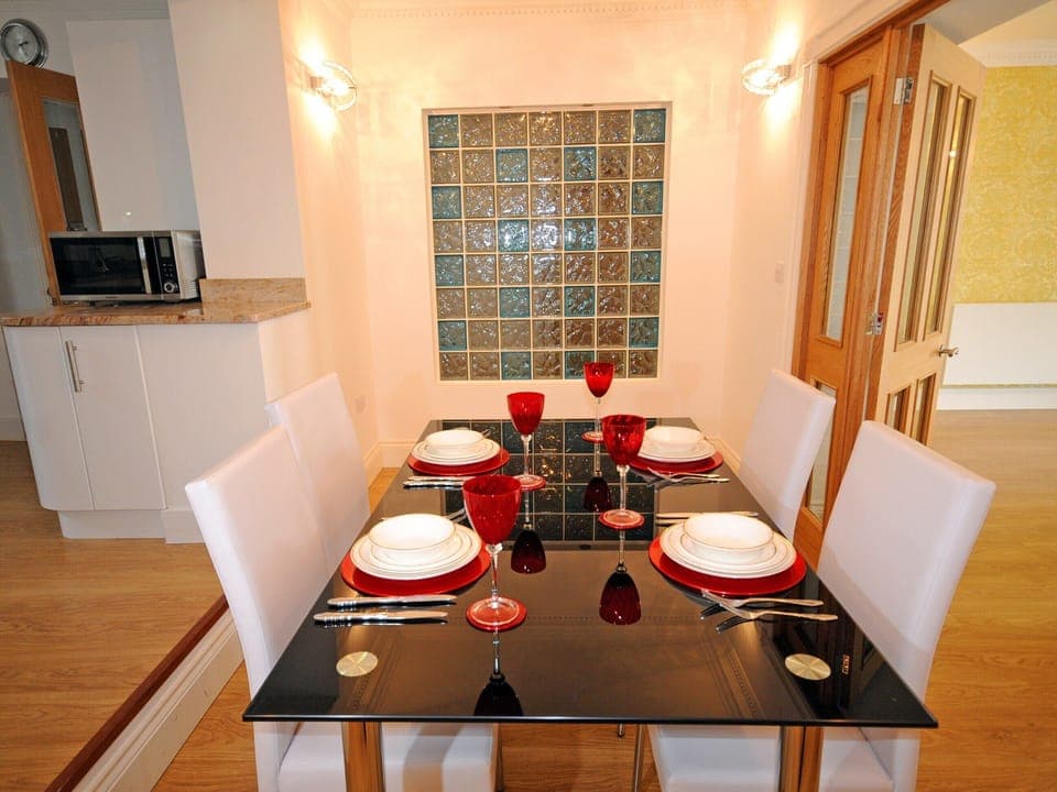 Dining Area | Riviera Apartment, Torquay