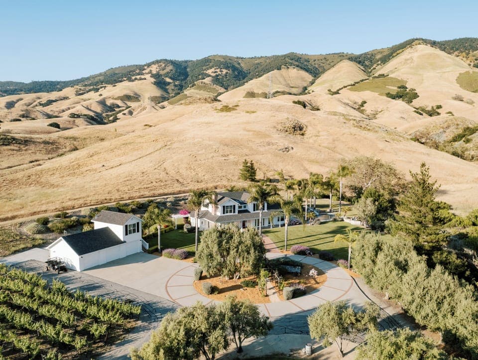 Main House and Suite tucked into the Santa Lucia Mountains of San Luis Obispo