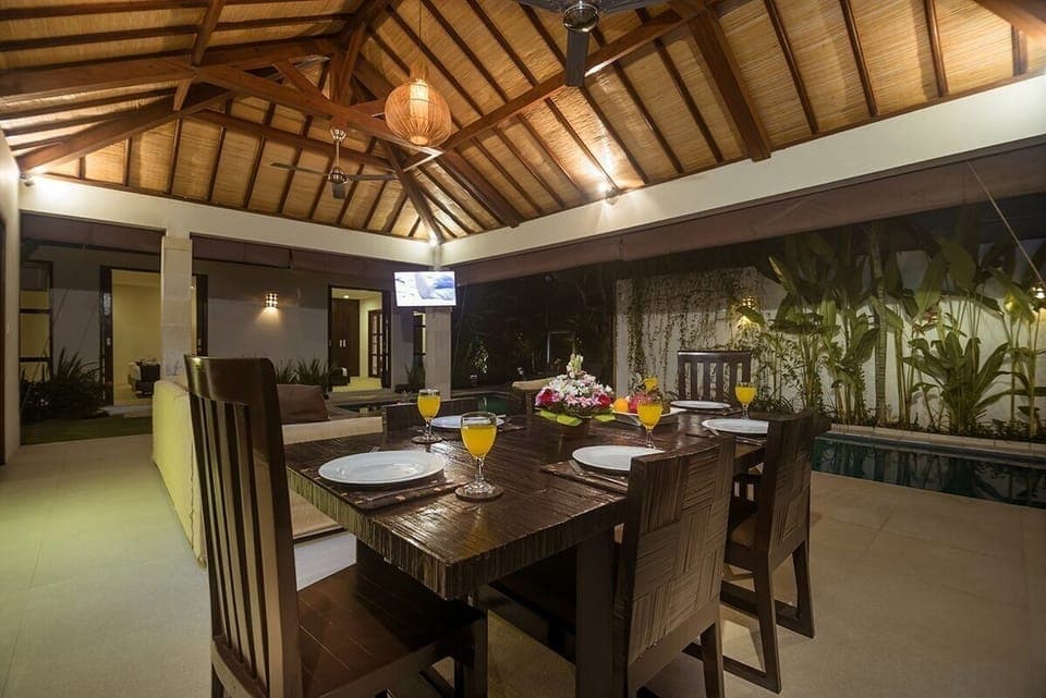 SEMINYAK,Great Value,7 Bdr,Near Beach
