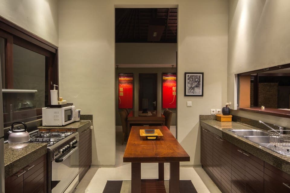 Orange C 2 Bedroo Prime Villa, Seminyak