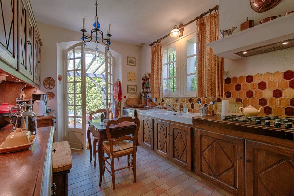 Kitchen with Pergola on Terrace outside