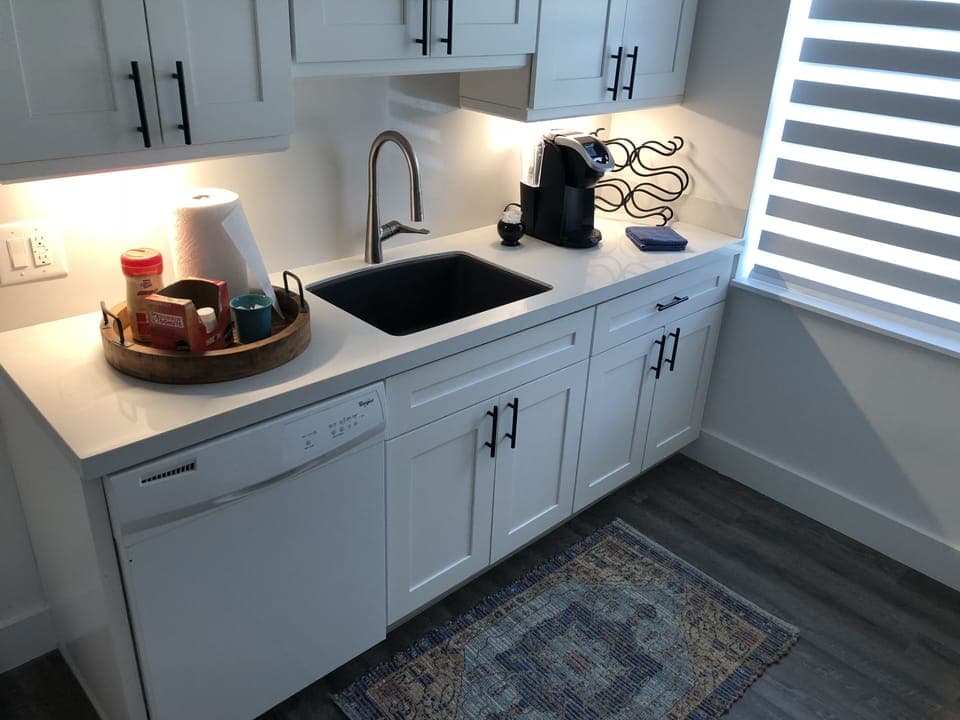Breakfast bar