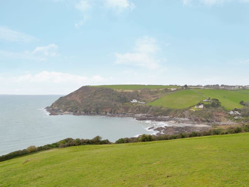 Just a short walk down to the pretty little bay | The Old Vicarage, Talland Bay, near Looe