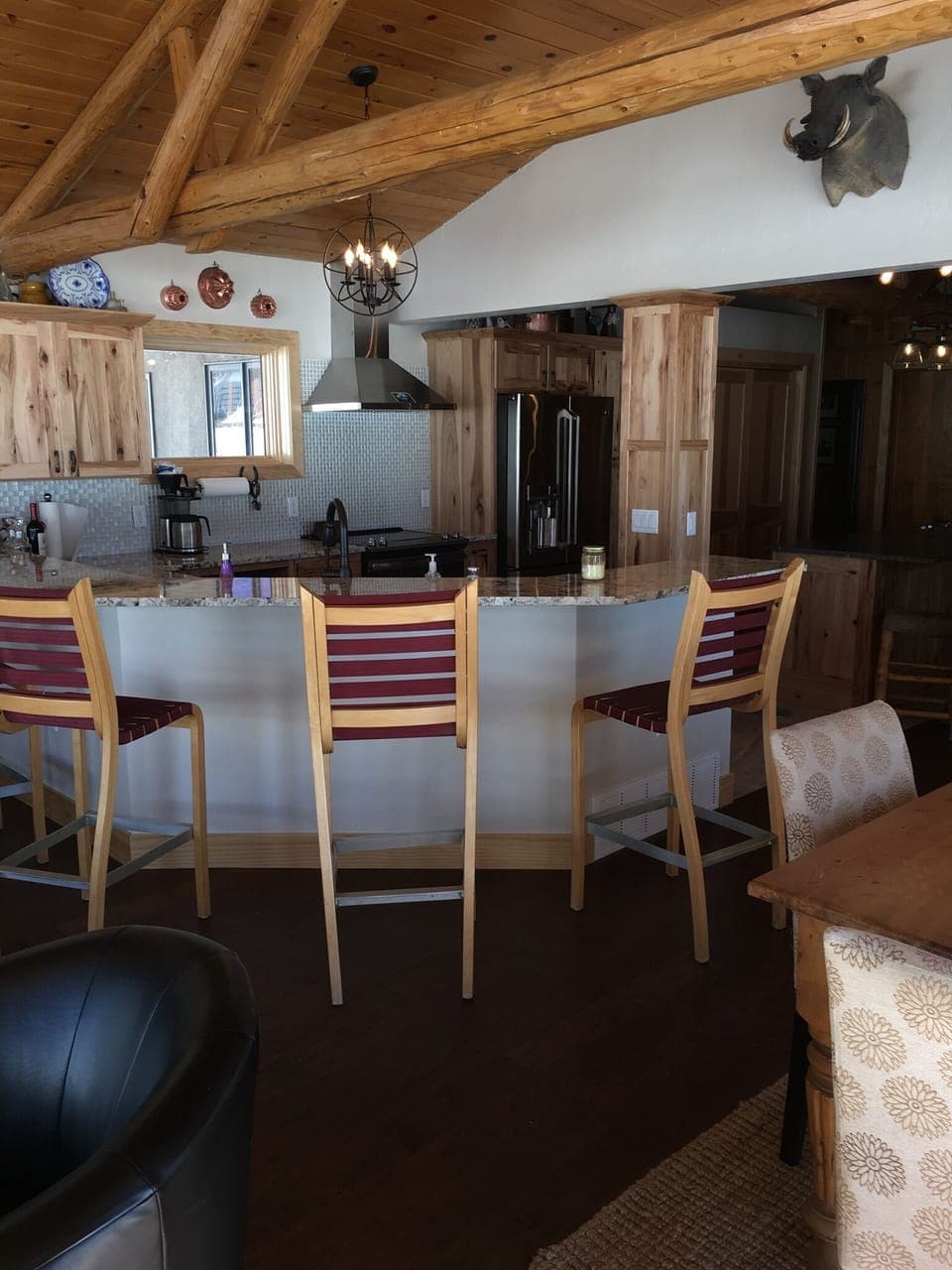 Kitchen with Bar