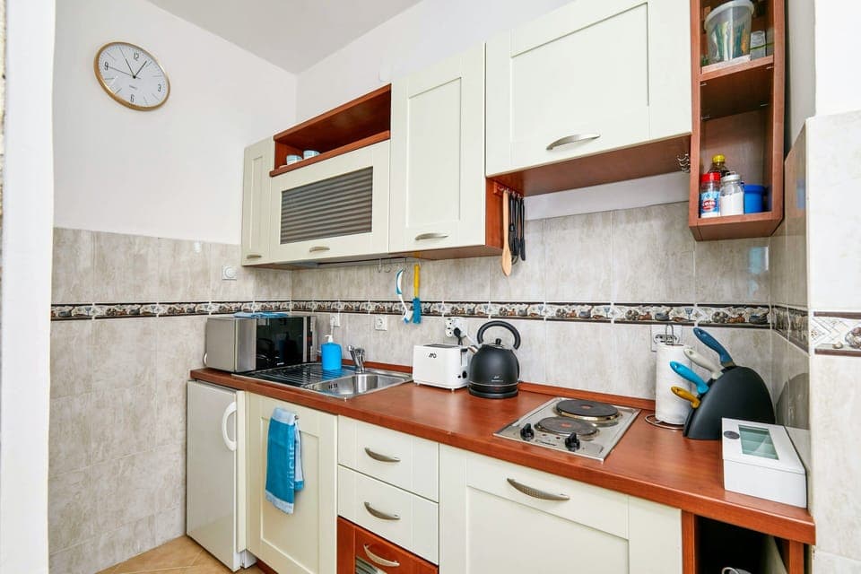 ♥️ of Medieval Kotor Old Town 1BR Apartment close to restaurants & pubs, caffes