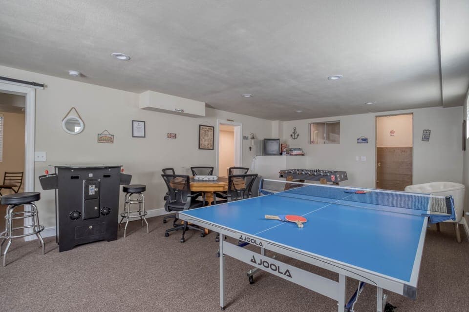 Basement- Recreation/ Games area