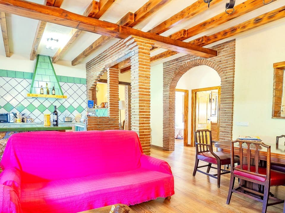 Enjoy the living room of this farm in Alhaurín el Grande