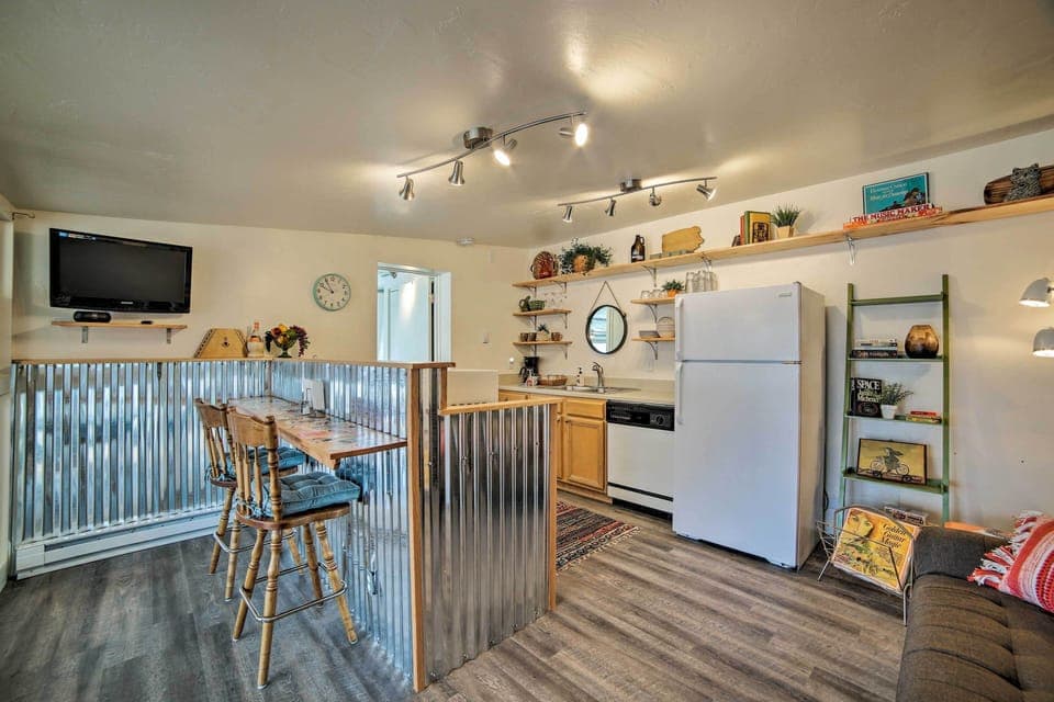 Kitchen | Coffee Maker | Toaster
