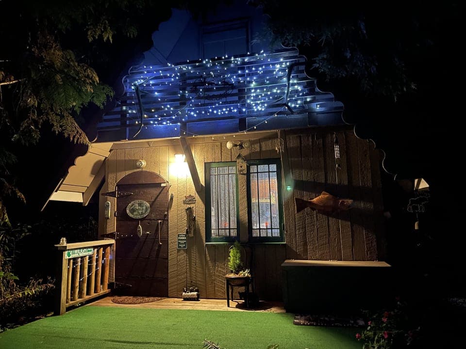 Twilight eclipse cabin.  ♥️.private.