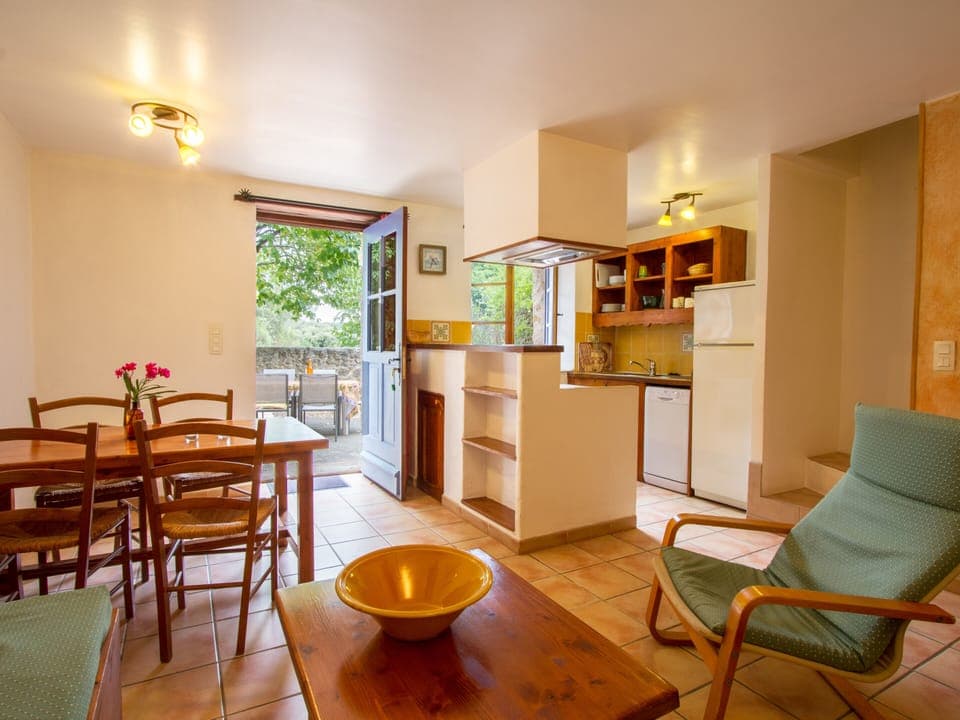 Living room, kitchen and eating area outbuilding on the private terrace