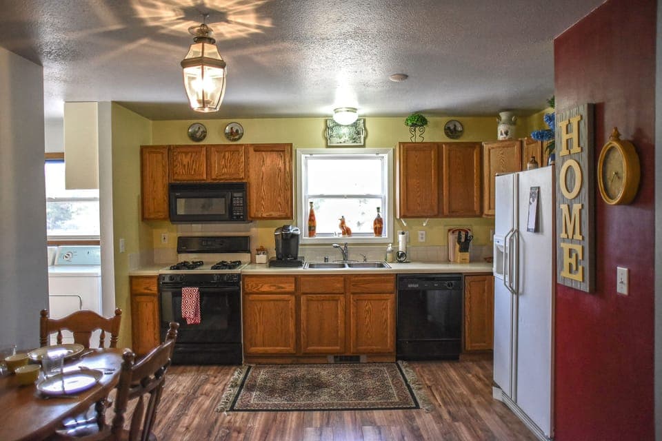 Country Kitchen